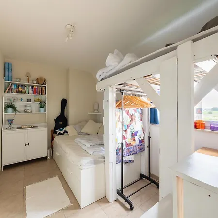 Cozy With A View Of The Canal Apartment