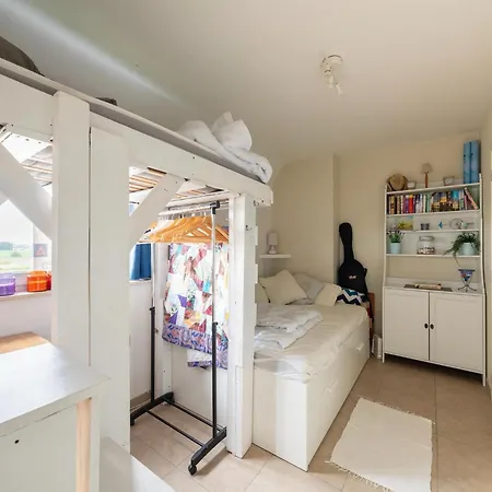 Appartement Charming Waterside Getaway